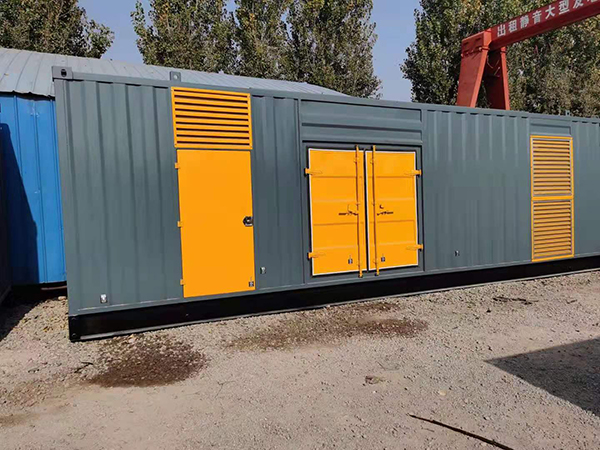 吴忠300kw 柴油发电机组用多大的空气开关？